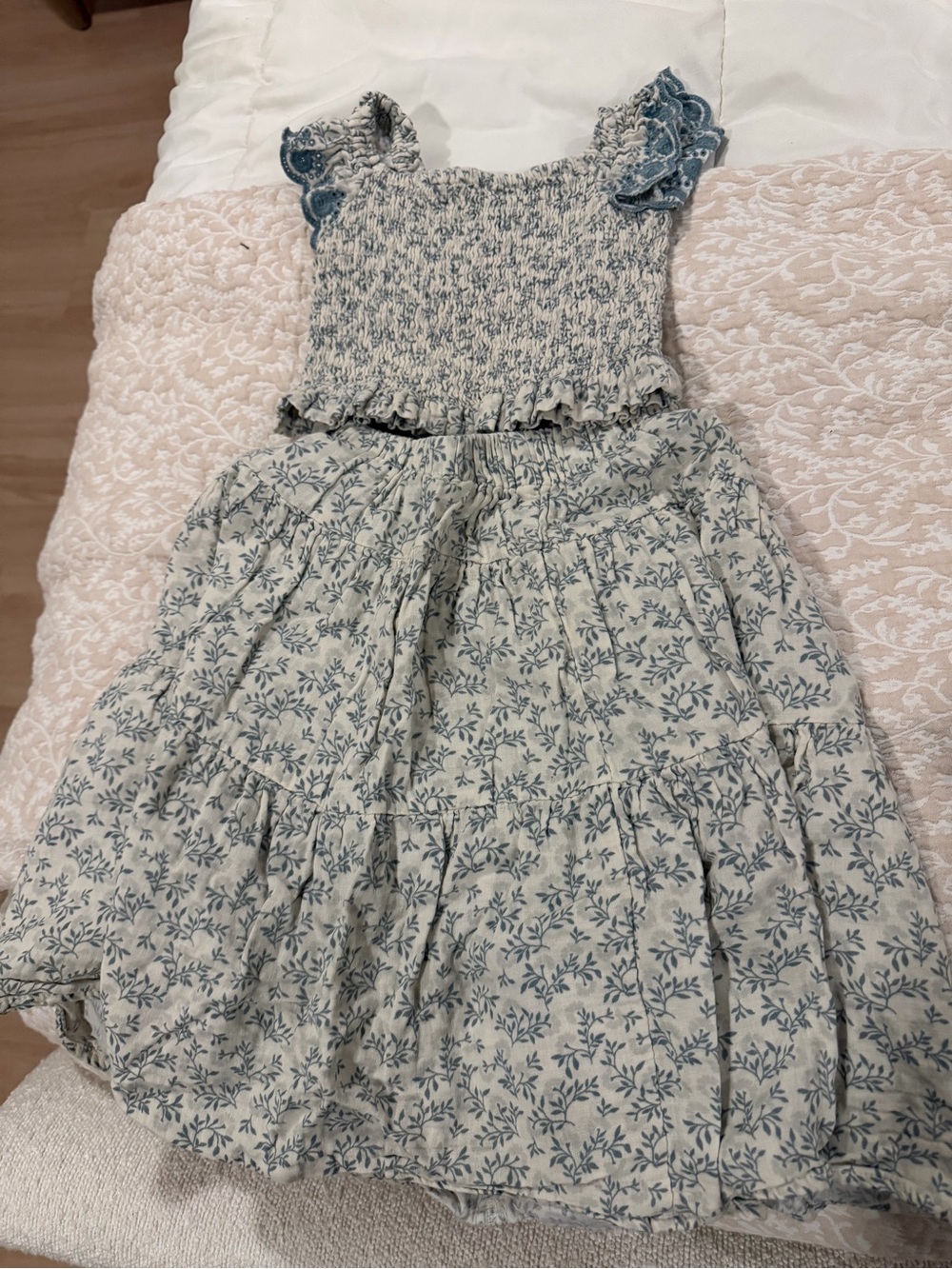 Rylee & Cru Girls Blue Floral Smocked 2 piece skirt and tank